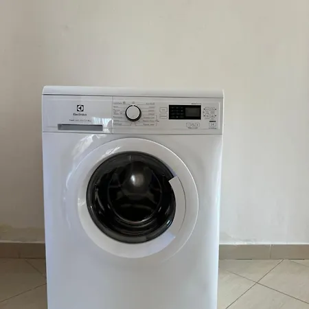 Holiday Apartments *