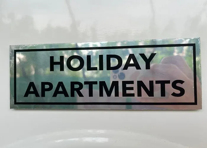 Holiday Apartments * Durrës